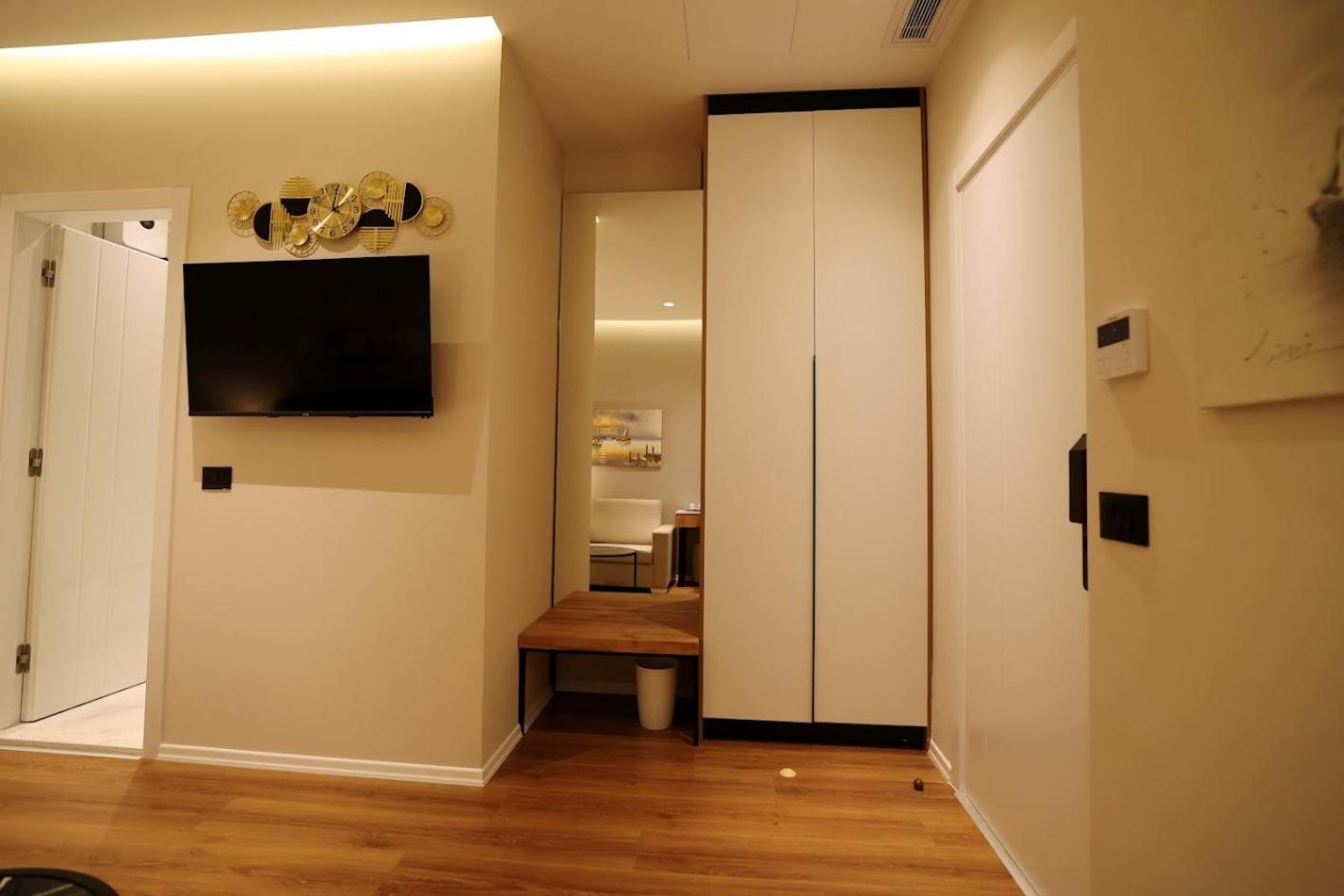 Tempo Studios Tiranë Ngoại thất bức ảnh